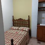 Apartamento cerca Mall La Central y Estación Tranvía